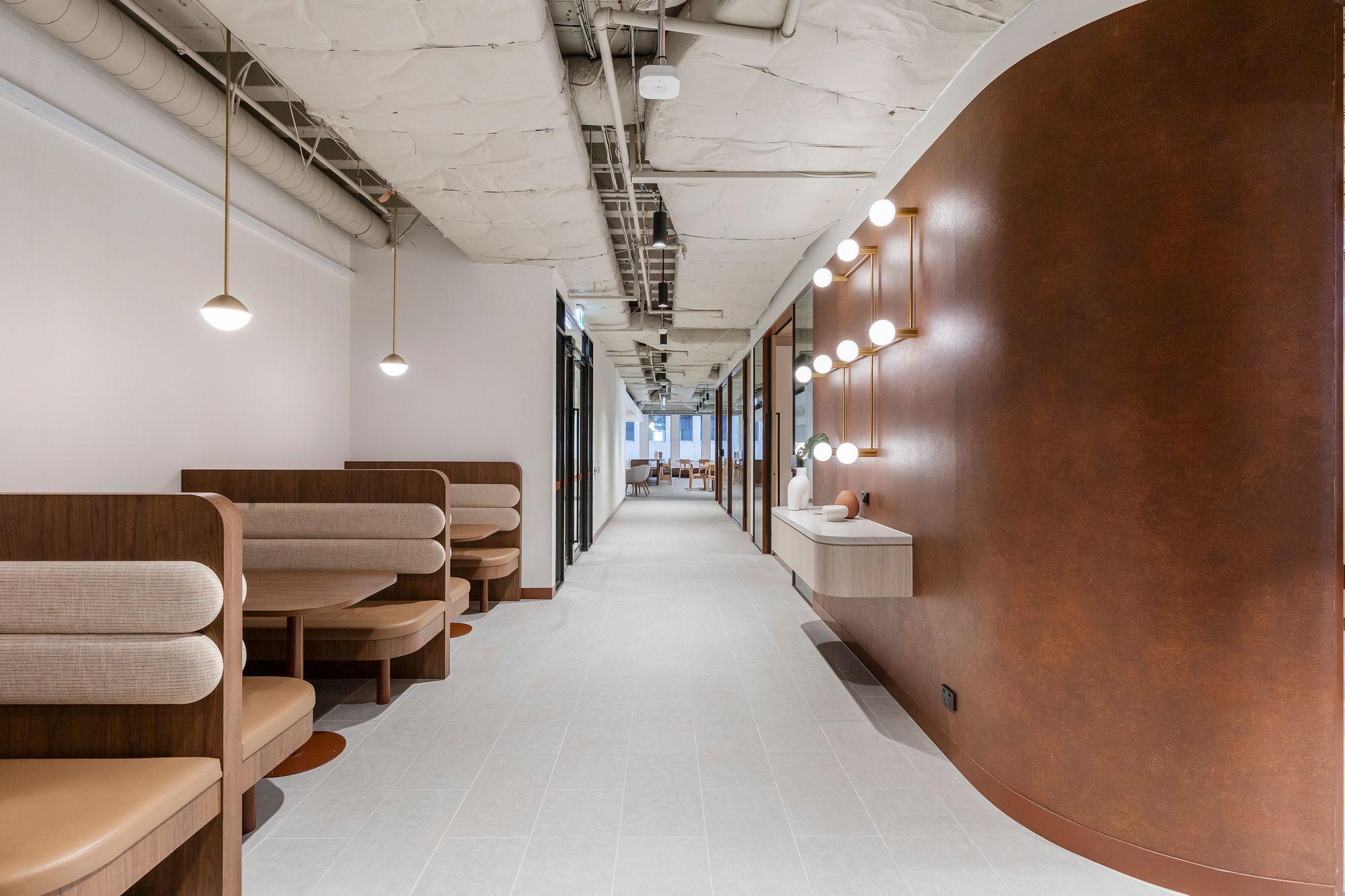 499926_440_Collins_Street-314 (1).jpg